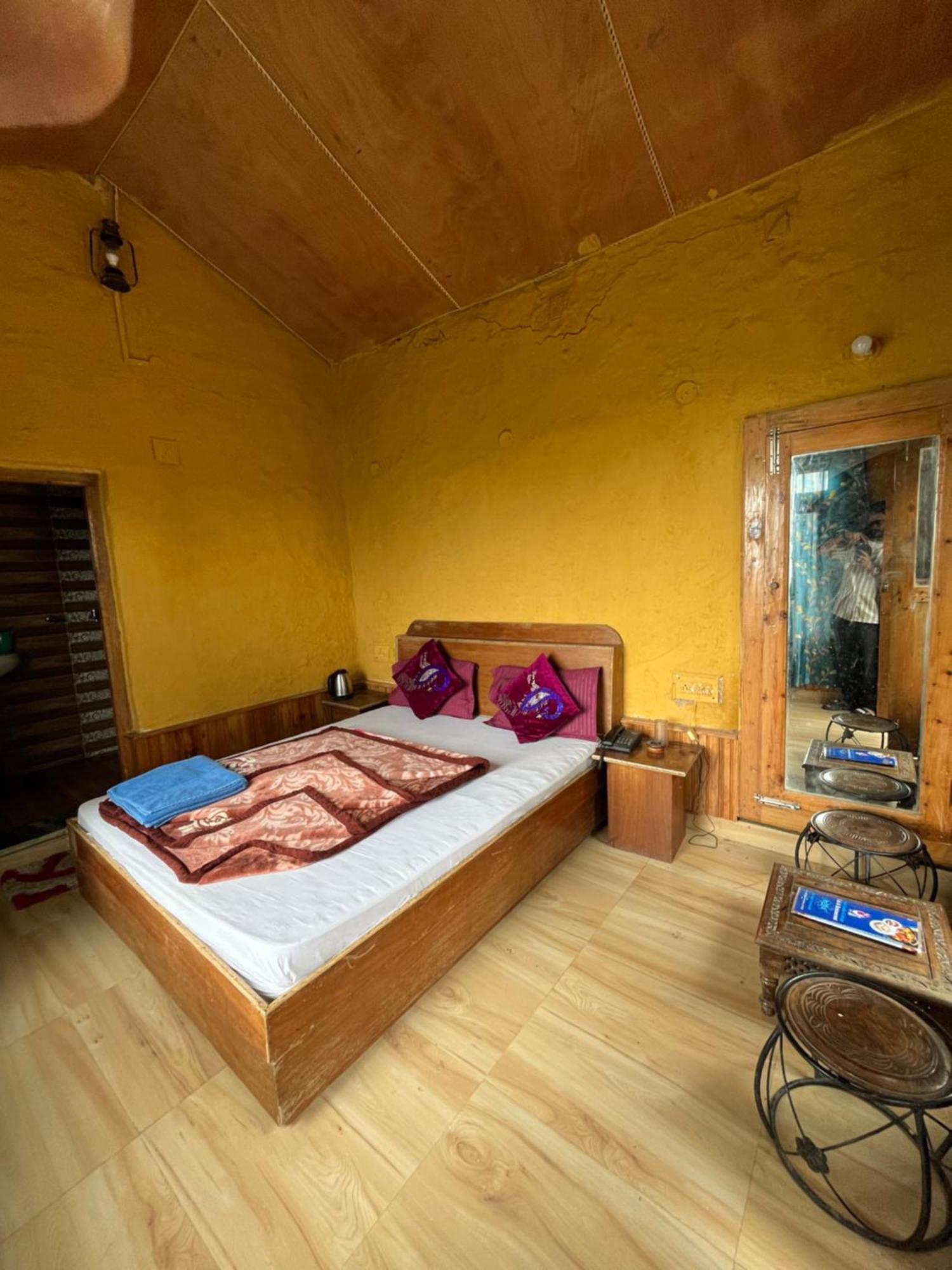 Apple Garden Cottages And Restaurant Данаулти Екстериор снимка